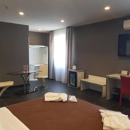 Europa Art Hotel