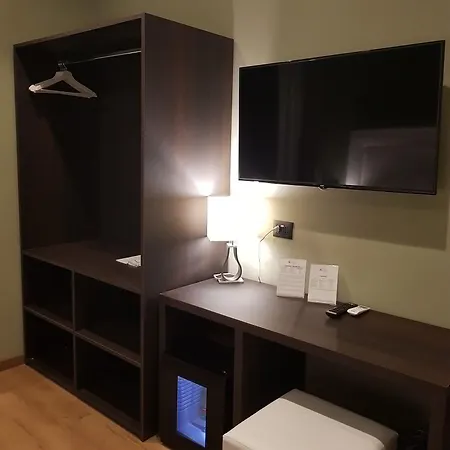 Europa Art Hotel 4*