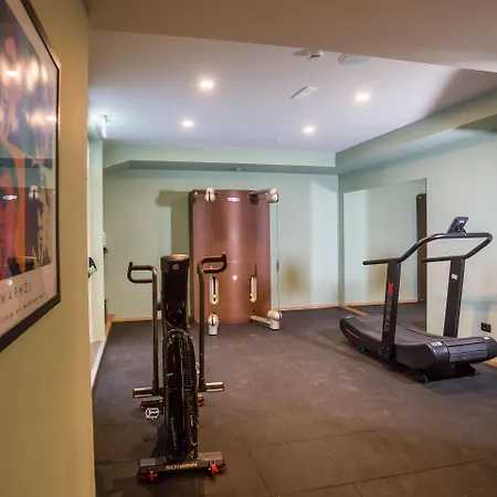 Europa Art Hotel 4*